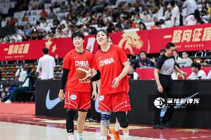 邓雨婷预计23日在西班牙与中国女篮会合 备战世界杯